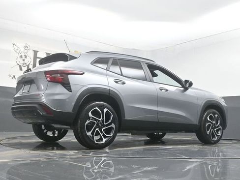 New 2026 Chevrolet Trax RS image 11