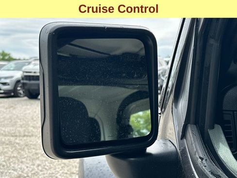 Used 2025 Jeep Wrangler Sport AWD/4WD image 7