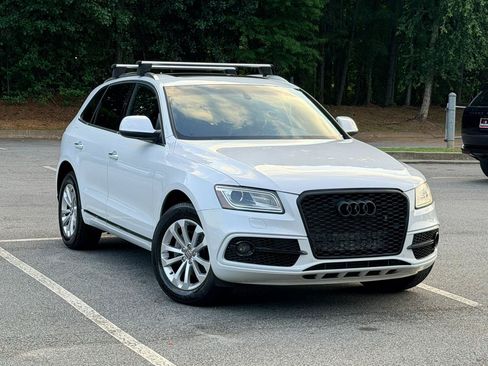 Used 2015 Audi Q5 2.0T Premium Plus w/ Technology Package AWD/4WD image 4