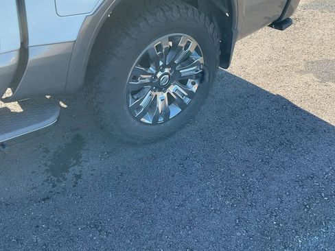 Used 2019 Nissan Titan Platinum Reserve w/ Platinum Utility Package image 10