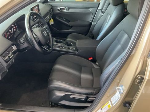 Certified 2025 Honda Civic Sport image 3