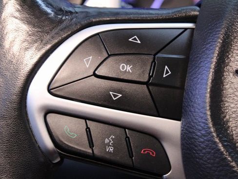 Used 2016 Chrysler 200 C w/ Sun & Sound Group image 21