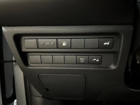 Used 2024 Mitsubishi Outlander Ralliart image 10