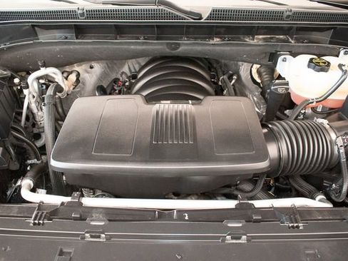 Used 2025 Cadillac Escalade ESV Sport Platinum w/ LPO, Floor Liner Package AWD/4WD image 3
