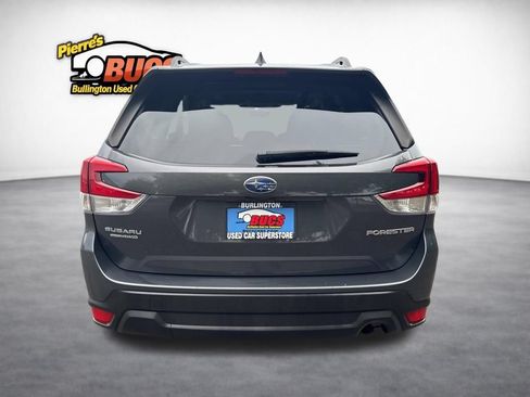Used 2023 Subaru Forester Premium AWD/4WD image 4