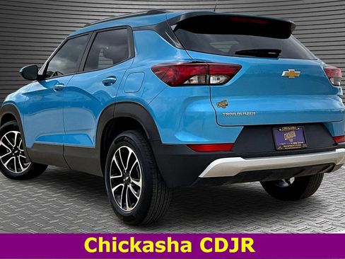 Used 2025 Chevrolet TrailBlazer LT image 4