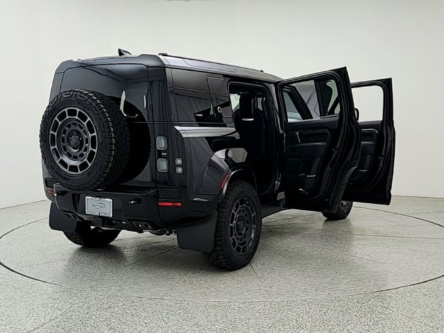 New 2026 Land Rover Defender 110 OCTA AWD/4WD image 11