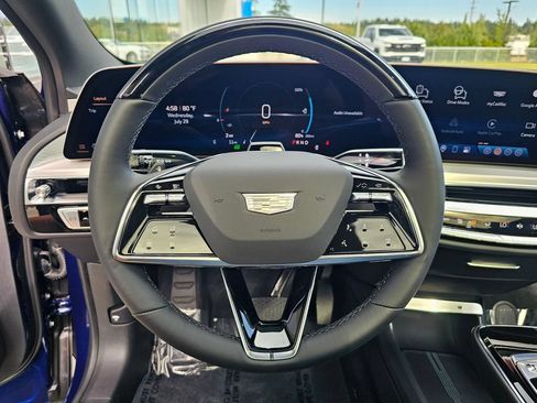 New 2026 Cadillac Lyriq Sport AWD/4WD image 24