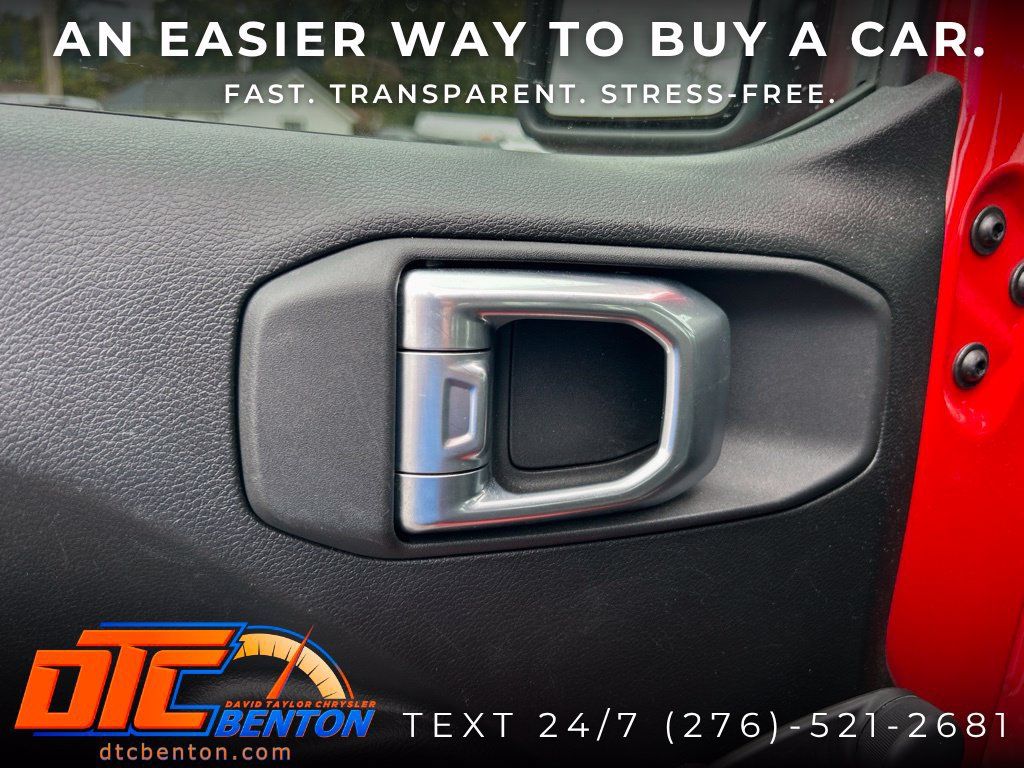 Used 2024 Jeep Wrangler Unlimited Sport AWD/4WD image 10