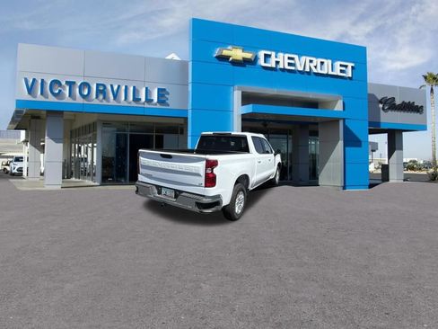 Used 2025 Chevrolet Silverado 1500 LT RWD image 5