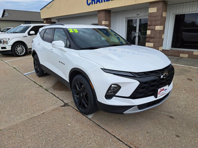 Used 2023 Chevrolet Blazer LT w/ LPO, Black Grille Bar Package AWD/4WD image 4