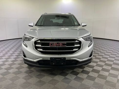 Used 2020 GMC Terrain SLT w/ Preferred Package image 2
