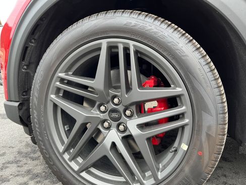 New 2026 Ford Explorer ST image 7