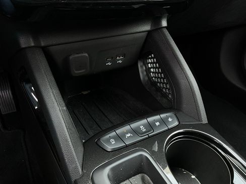 Used 2025 Chevrolet TrailBlazer LT image 22