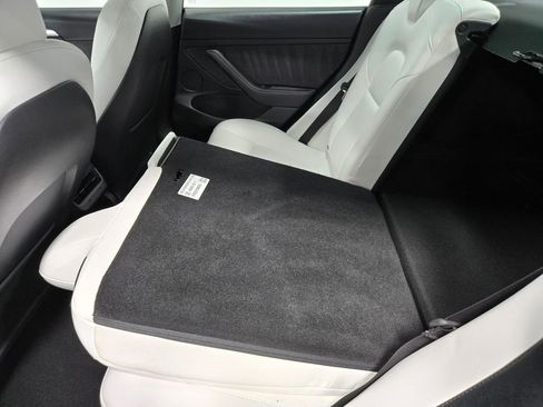 Used 2023 Tesla Model 3 Performance image 34