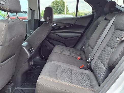 Used 2020 Chevrolet Equinox LT w/ LPO, Floor Liner Package FWD image 12