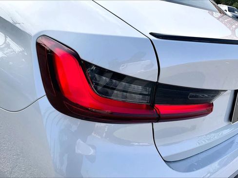 Used 2026 BMW 330i Sedan w/ M Sport Package RWD image 27