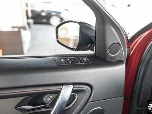 Used 2020 Land Rover Discovery Sport SE R-Dynamic image 30