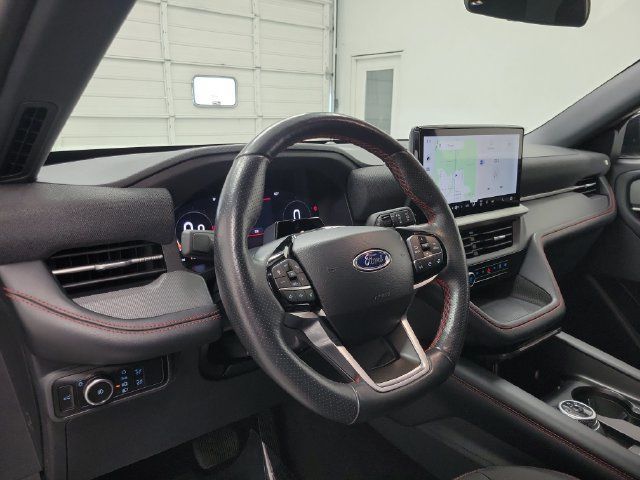 Used 2025 Ford Explorer ST-Line w/ ST-Line Street Pack AWD/4WD image 22