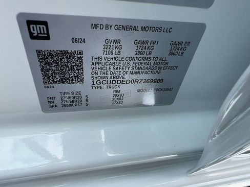 Certified 2024 Chevrolet Silverado 1500 LT AWD/4WD image 20