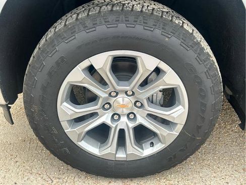 New 2026 Chevrolet Silverado 1500 LTZ image 13