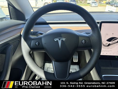 Used 2023 Tesla Model 3 Performance image 23