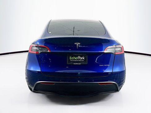 Used 2022 Tesla Model Y Long Range AWD/4WD image 7