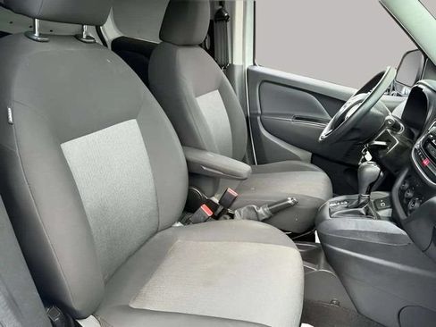 Used 2022 RAM ProMaster City Tradesman FWD image 12