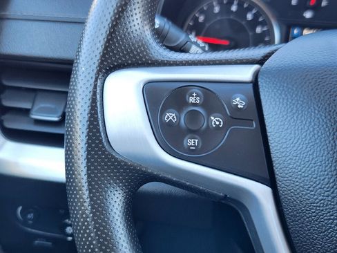 Used 2024 GMC Terrain SLE image 18