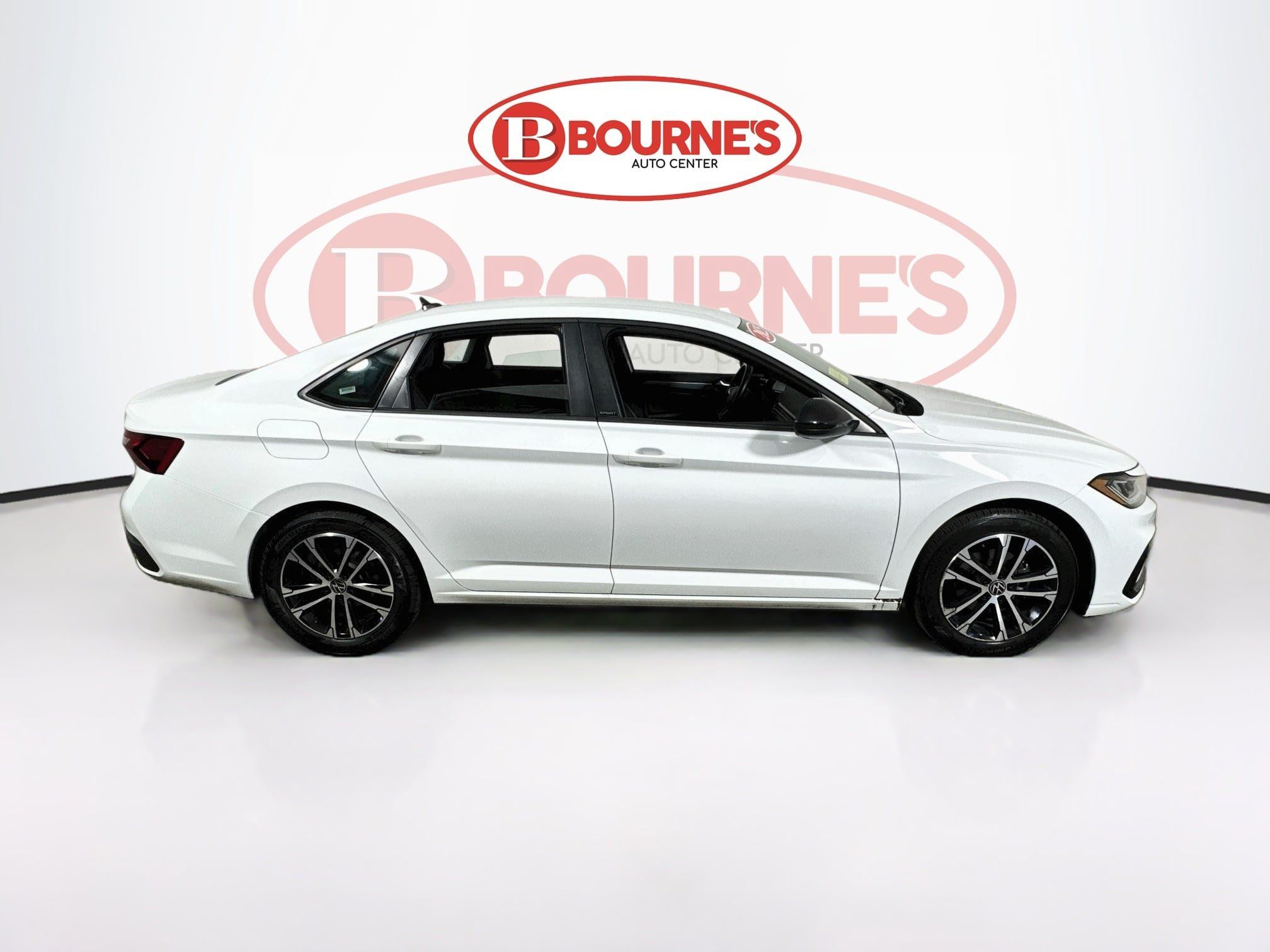 Used 2025 Volkswagen Jetta Sport FWD image 10