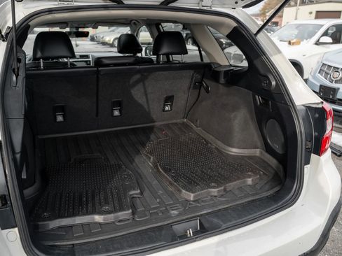 Used 2018 Subaru Outback 3.6R Limited image 10