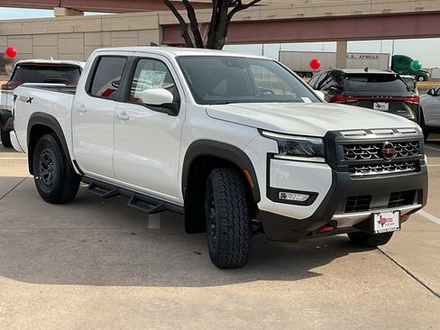 New 2026 Nissan Frontier Pro-X image 4