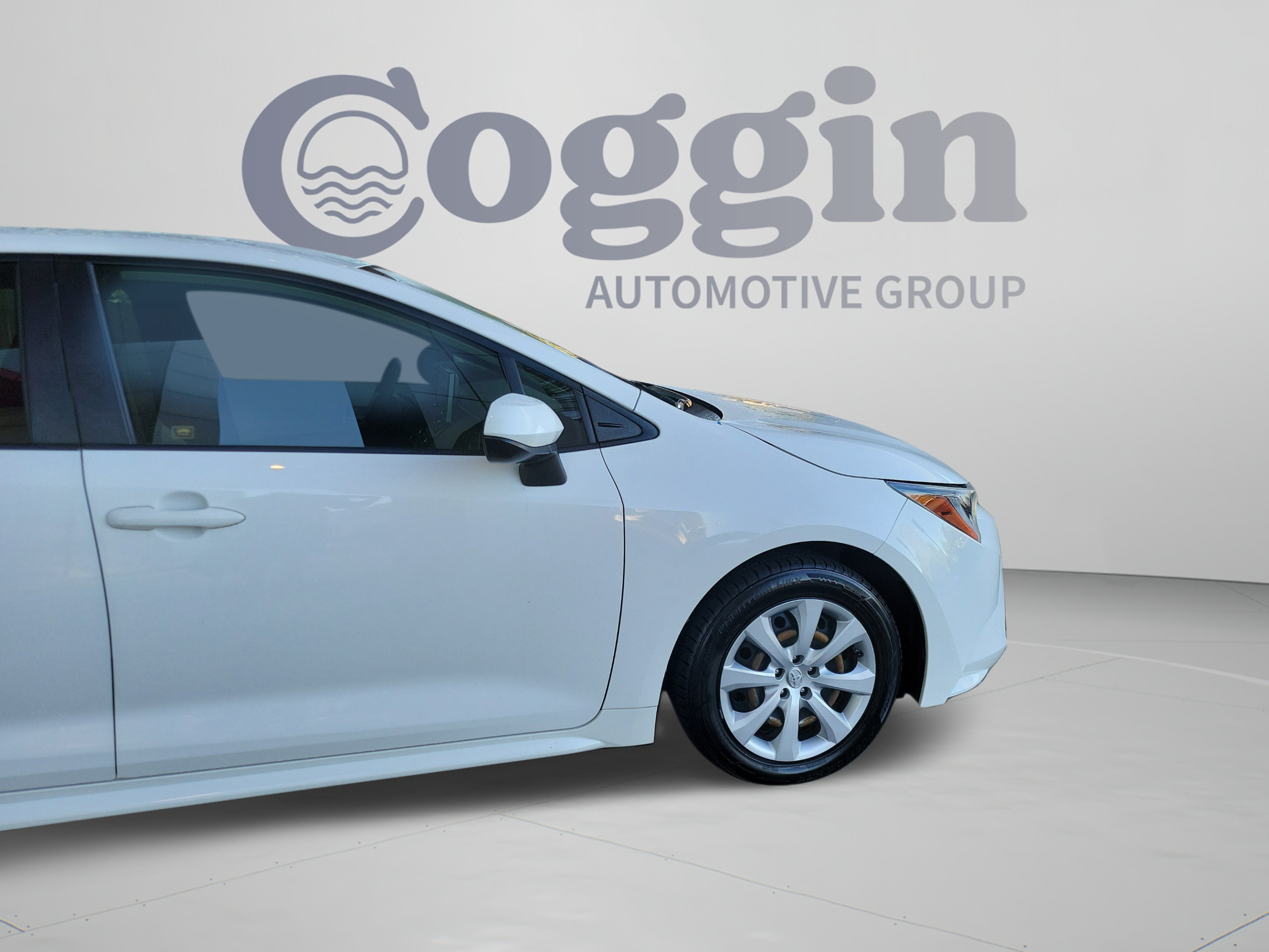 Used 2020 Toyota Corolla LE FWD image 34