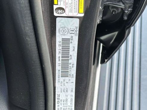 Used 2020 RAM 1500 Sport w/ Leather & Sound Group image 18