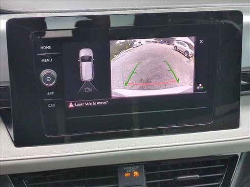 Used 2025 Volkswagen Taos S FWD image 13