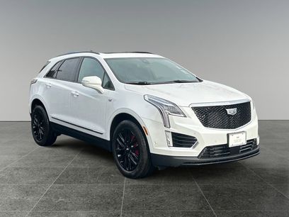 New 2025 Cadillac XT5 Sportv w/ Technology Package