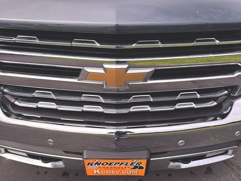 Used 2022 Chevrolet Silverado 1500 LTZ AWD/4WD image 32