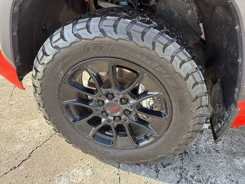 Used 2024 Toyota Tundra Limited image 6