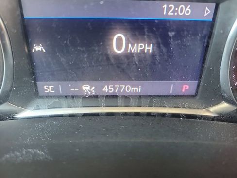 Used 2024 GMC Terrain SLT w/ Elevation Edition AWD/4WD image 27