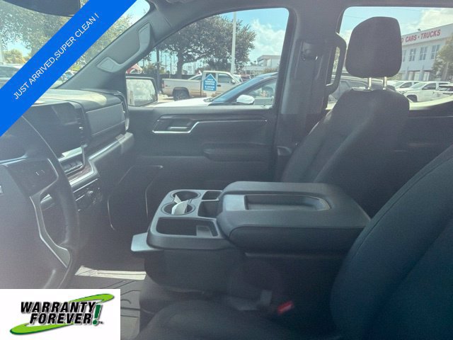 Used 2024 Chevrolet Silverado 1500 RST AWD/4WD image 4