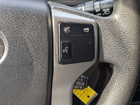 Used 2012 Toyota 4Runner SR5 RWD image 27
