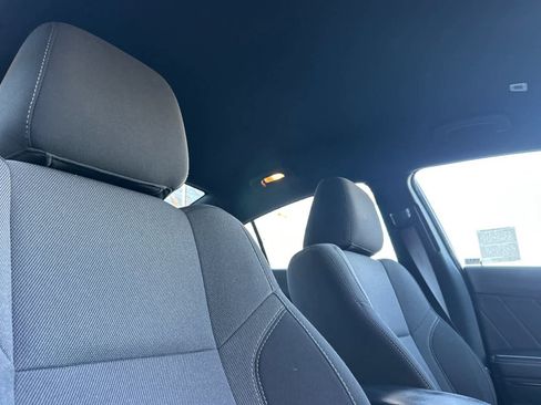 Used 2022 Dodge Charger SXT w/ Blacktop Package image 17