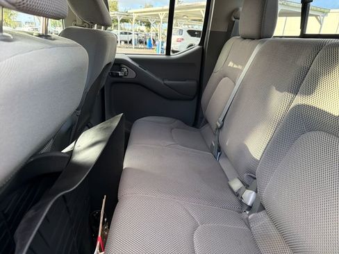 Used 2014 Nissan Frontier SV w/ SV Value Truck Package image 30