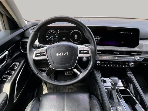 Used 2024 Kia Telluride SX FWD image 10