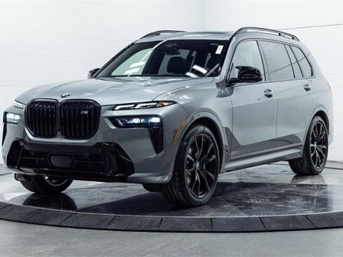 New 2026 BMW X7 M60i image 8