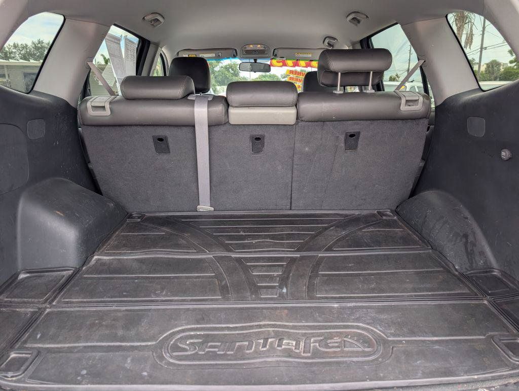 Used 2008 Hyundai Santa Fe GLS FWD image 11
