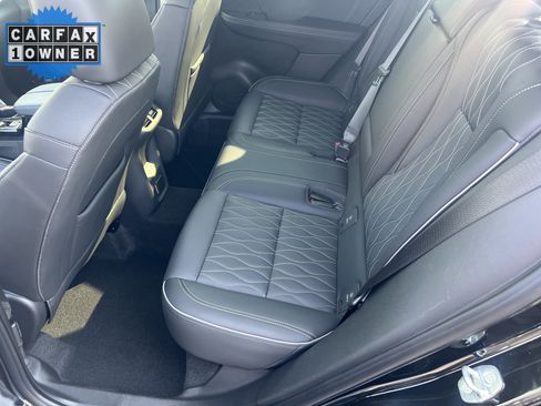 Used 2022 Buick Envision Avenir w/ Technology Package II FWD image 33