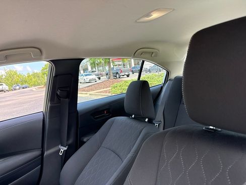 Used 2024 Toyota Corolla LE FWD image 8