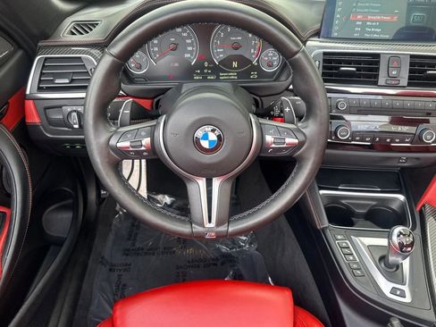 Used 2020 BMW M4 Convertible w/ Competition Package image 28