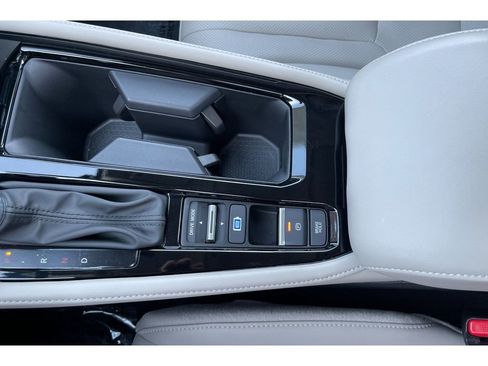 Certified 2025 Honda Accord Touring image 30